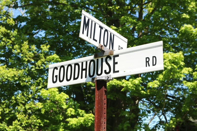 The Great Pronunciation Wars: How Saying 'Bicester' Wrong Became a Capital Offence